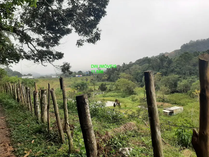 Foto 8 de Sítio / Rancho com 2 quartos à venda, 250m2 em Miracatu - SP