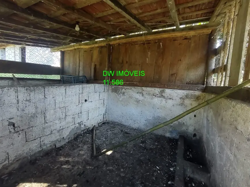 Foto 4 de Chácara com 2 quartos à venda, 600m2 em Juquitiba - SP