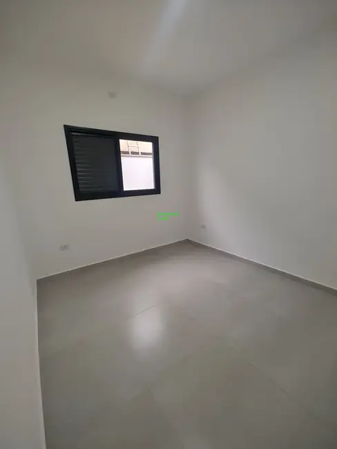 Foto 2 de Casa com 1 quarto à venda, 180m2 em Peruibe - SP