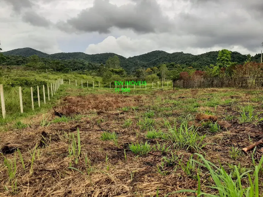 Foto 2 de Terreno / Lote à venda, 2800m2 em Miracatu - SP