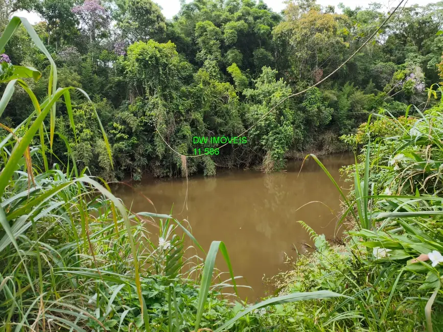 Foto 1 de Terreno / Lote à venda, 1700m2 em Miracatu - SP