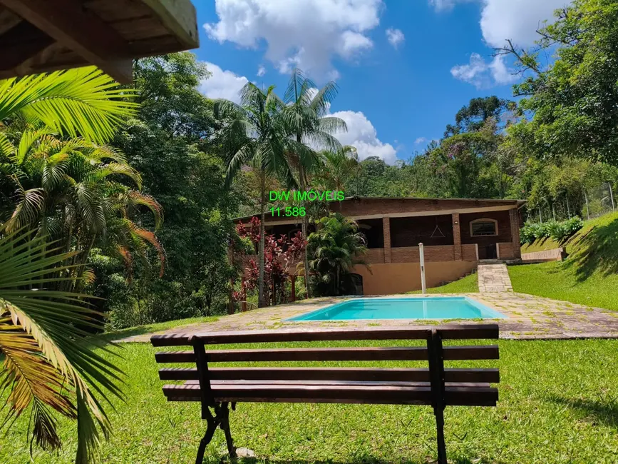 Foto 1 de Chácara com 3 quartos à venda, 500m2 em Juquitiba - SP