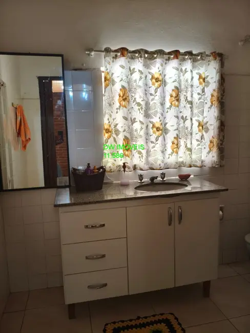 Foto 5 de Chácara com 3 quartos à venda, 500m2 em Juquitiba - SP