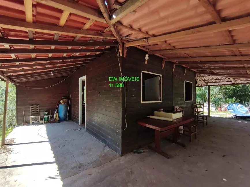 Foto 2 de Chácara com 3 quartos à venda, 150m2 em Juquitiba - SP