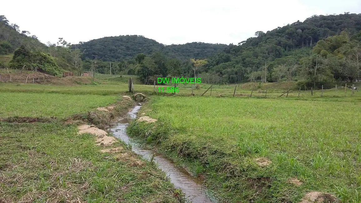Foto 5 de Sítio / Rancho com 2 quartos à venda, 200m2 em Juquia - SP