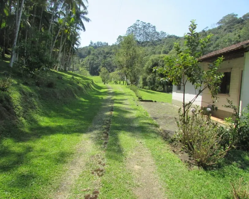 Foto 9 de Sítio / Rancho com 4 quartos à venda, 2000m2 em Sao Lourenco Da Serra - SP