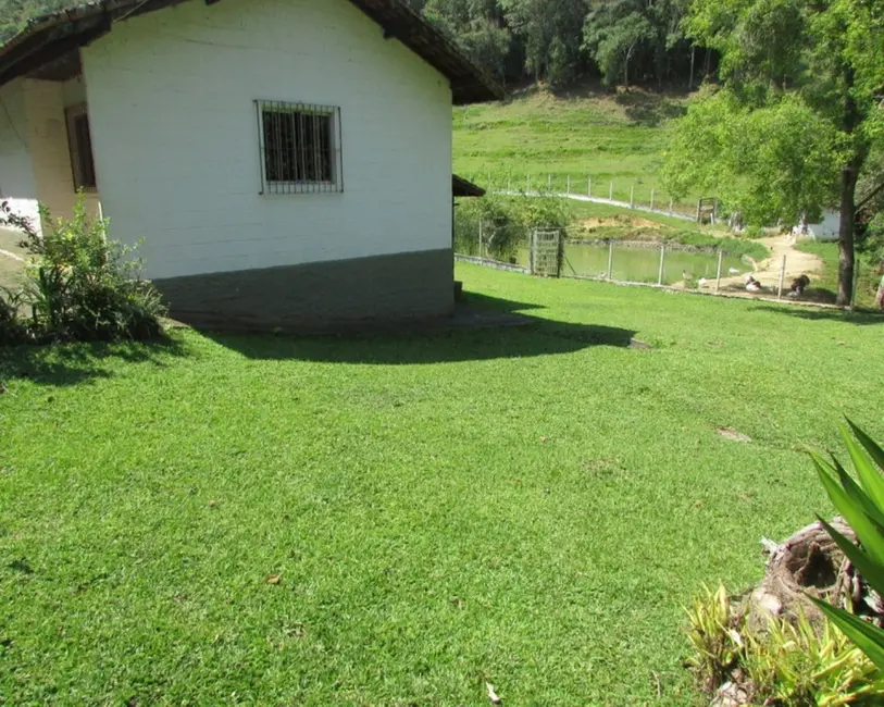 Foto 3 de Sítio / Rancho com 4 quartos à venda, 2000m2 em Sao Lourenco Da Serra - SP