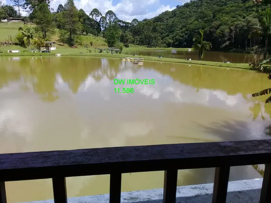 Foto 3 de Sítio / Rancho com 3 quartos à venda, 250m2 em Juquitiba - SP