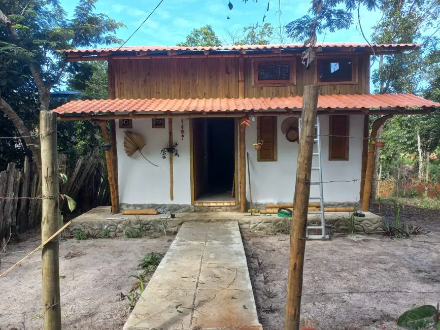 Casa com 2 quartos à venda, 360m2 em Centro, Urucuca - BA - imagem 2 Foto 2 de Casa com 2 quartos à venda, 360m2 em Centro, Urucuca - BA