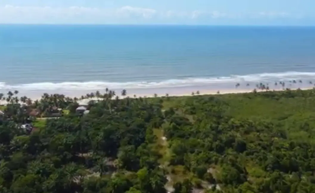 Foto 1 de Terreno / Lote à venda, 20000m2 em Urucuca - BA