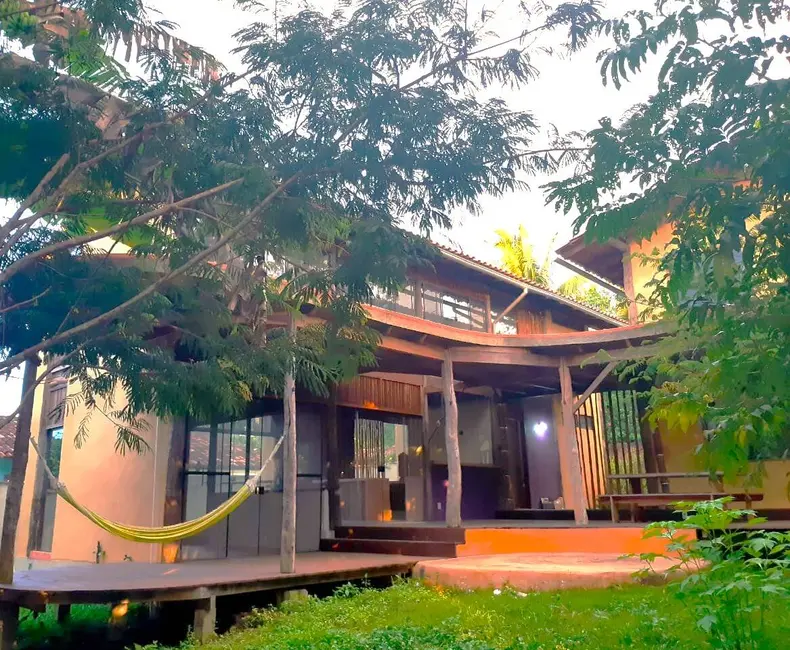 Foto 1 de Casa com 4 quartos à venda, 600m2 em Urucuca - BA
