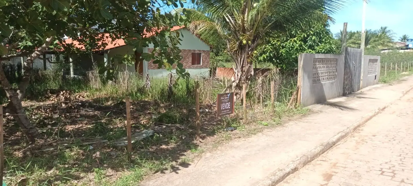 Foto 2 de Terreno / Lote à venda, 450m2 em Urucuca - BA