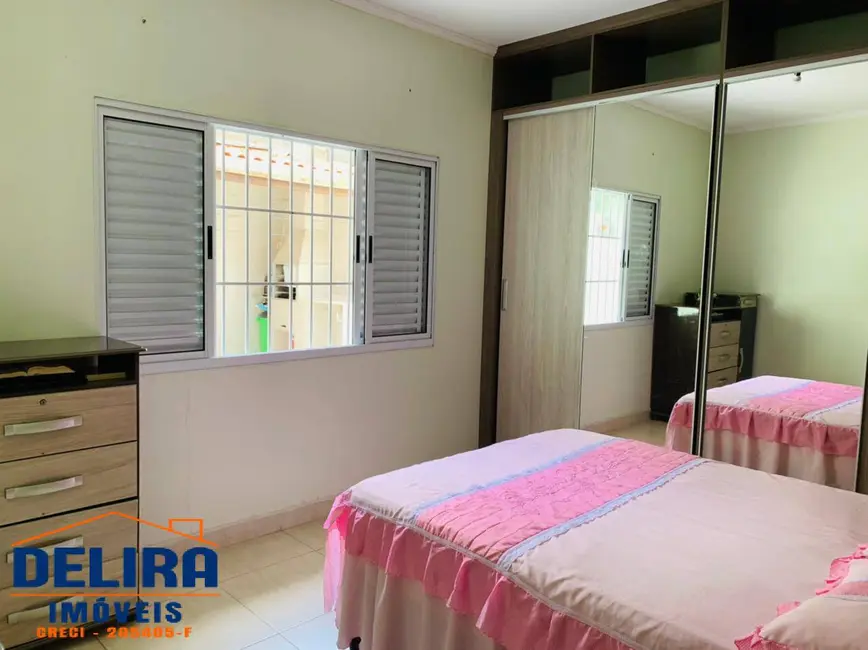 Foto 8 de Casa com 2 quartos à venda, 150m2 em Mairipora - SP