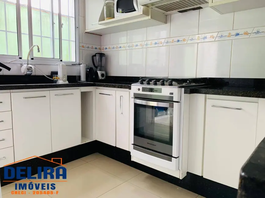 Foto 4 de Casa com 2 quartos à venda, 150m2 em Mairipora - SP