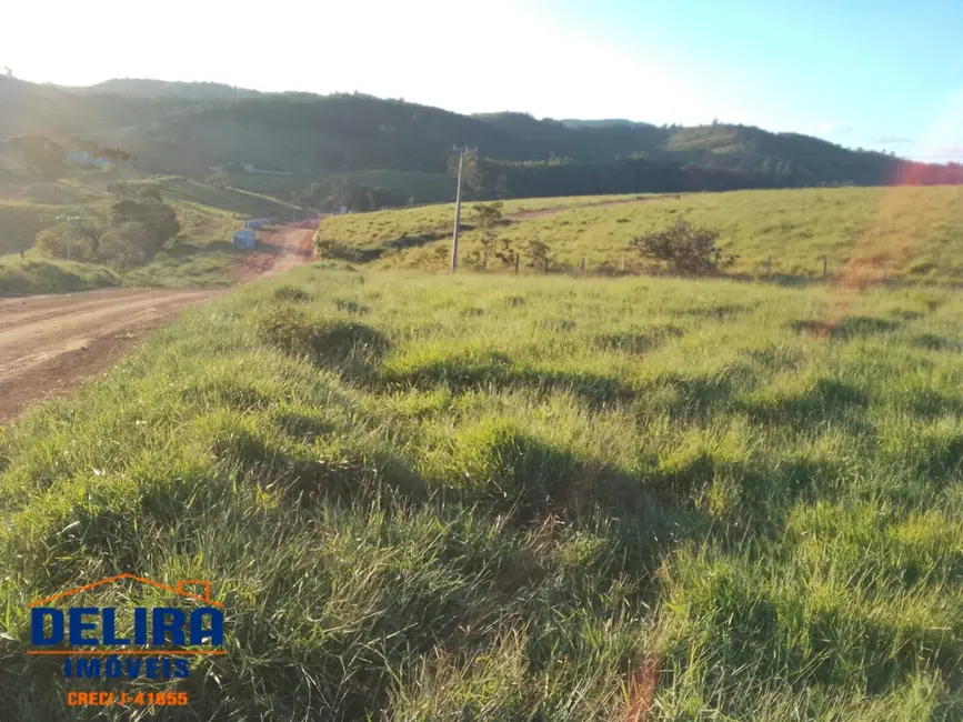 Foto 3 de Terreno / Lote à venda, 600m2 em Nazare Paulista - SP