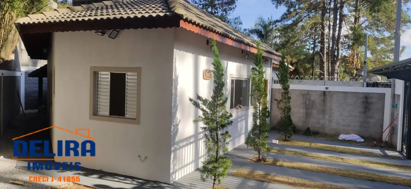 Foto 1 de Casa com 2 quartos à venda, 215m2 em Mairipora - SP