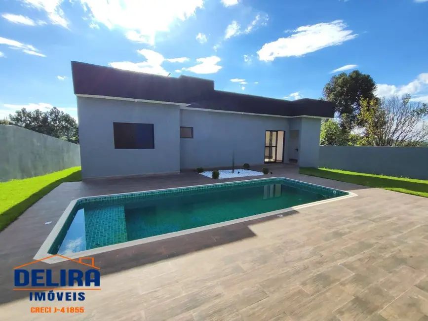 Casa com 3 quartos à venda, 810m2 em Atibaia Jardim, Atibaia - SP - imagem 1 Foto 1 de Casa com 3 quartos à venda, 810m2 em Atibaia Jardim, Atibaia - SP