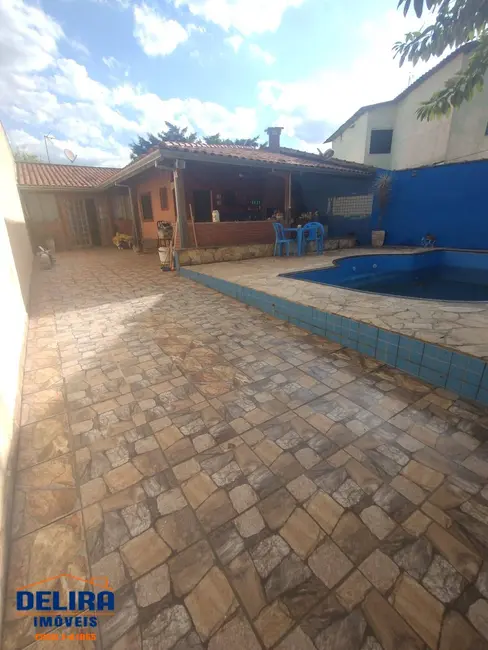 Foto 6 de Casa com 2 quartos à venda, 247m2 em Jardim Alvinópolis, Atibaia - SP