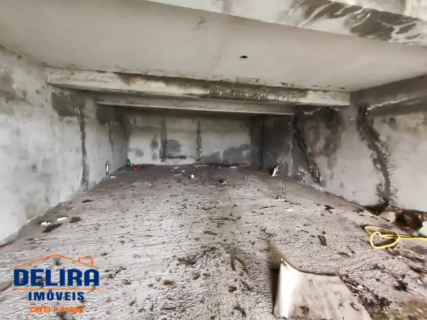 Foto 4 de Terreno / Lote à venda, 300m2 em Mairipora - SP