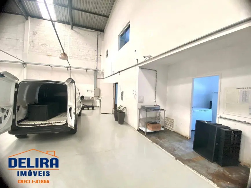 Foto 7 de Armazém / Galpão à venda e para alugar, 550m2 em Mairipora - SP