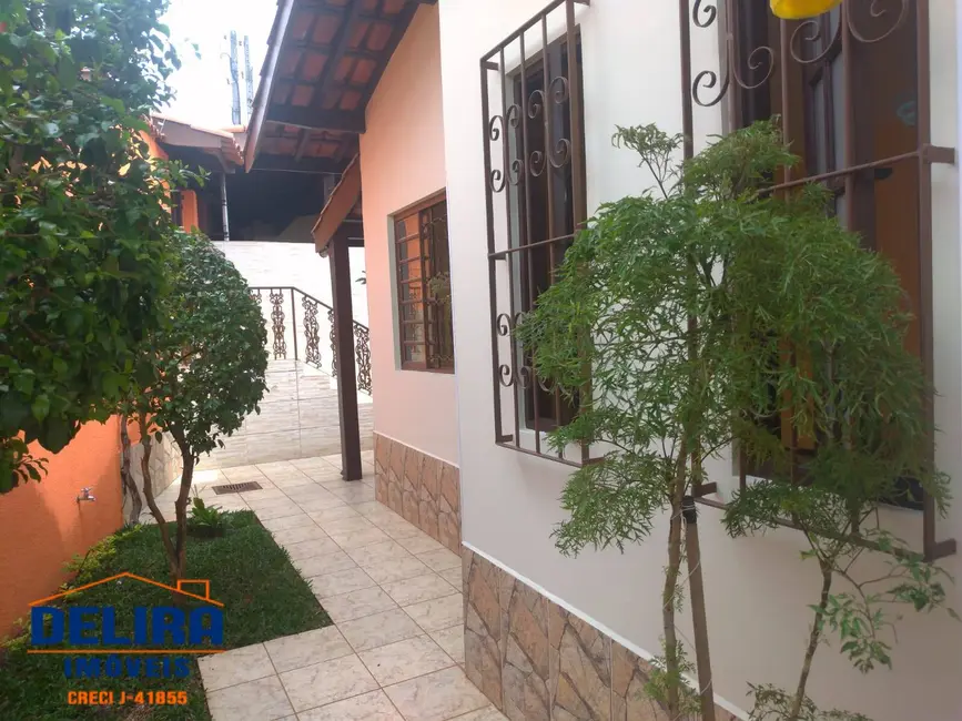 Foto 8 de Casa com 2 quartos à venda, 233m2 em Jardim do Lago, Atibaia - SP