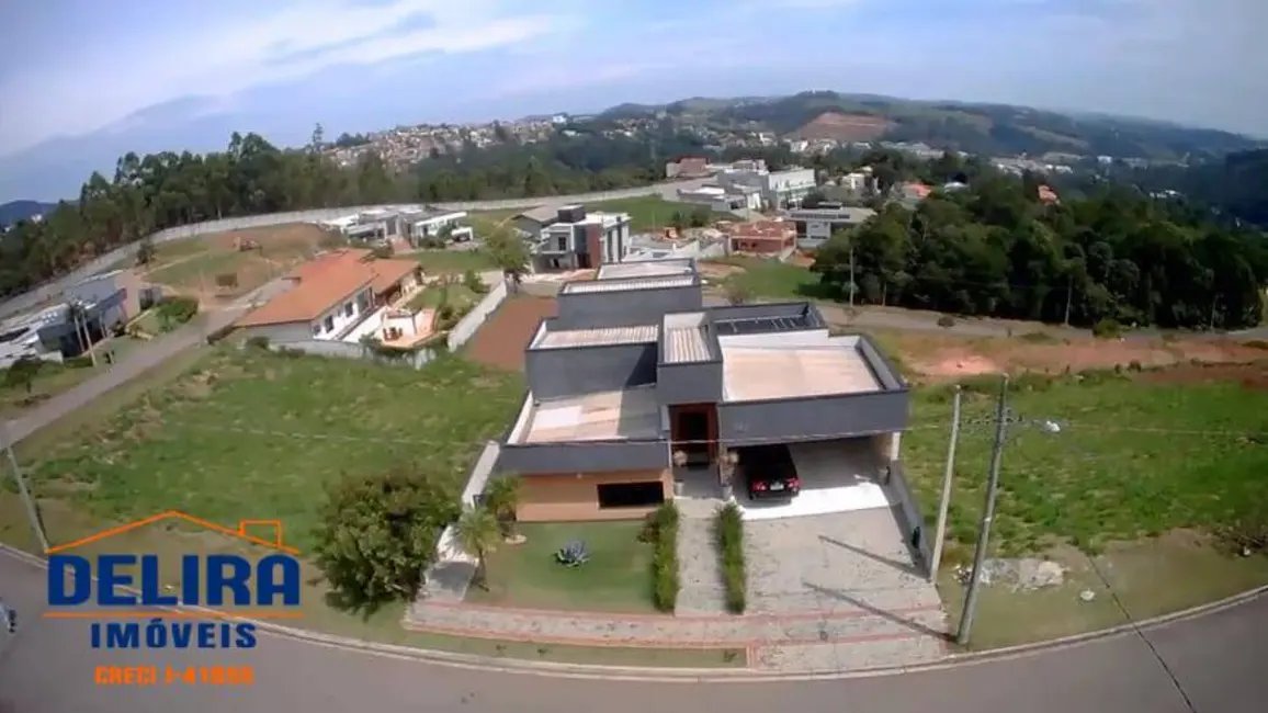 Foto 3 de Casa com 3 quartos à venda, 248m2 em Mairipora - SP