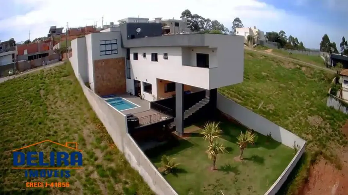 Foto 2 de Casa com 3 quartos à venda, 248m2 em Mairipora - SP