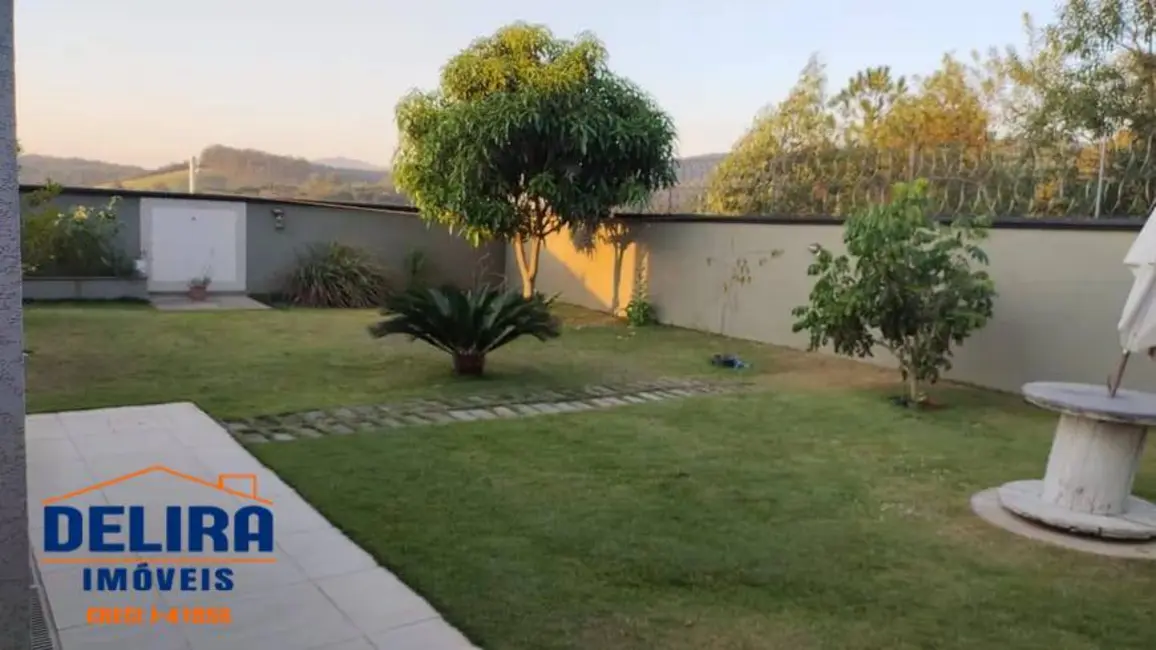 Foto 3 de Casa com 3 quartos à venda, 275m2 em Mairipora - SP