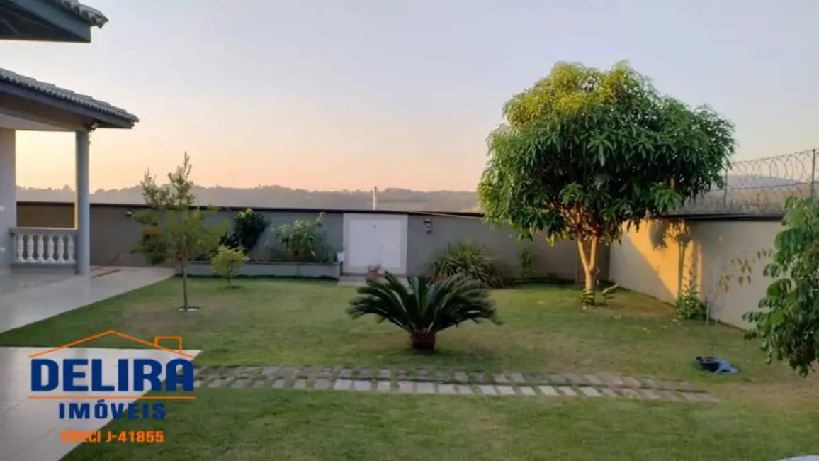 Foto 2 de Casa com 3 quartos à venda, 275m2 em Mairipora - SP