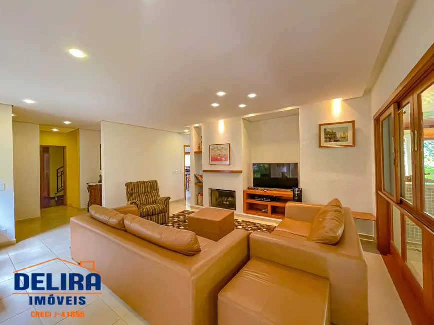 Foto 7 de Casa com 4 quartos à venda, 1200m2 em Condomínio Flamboyant-B, Atibaia - SP