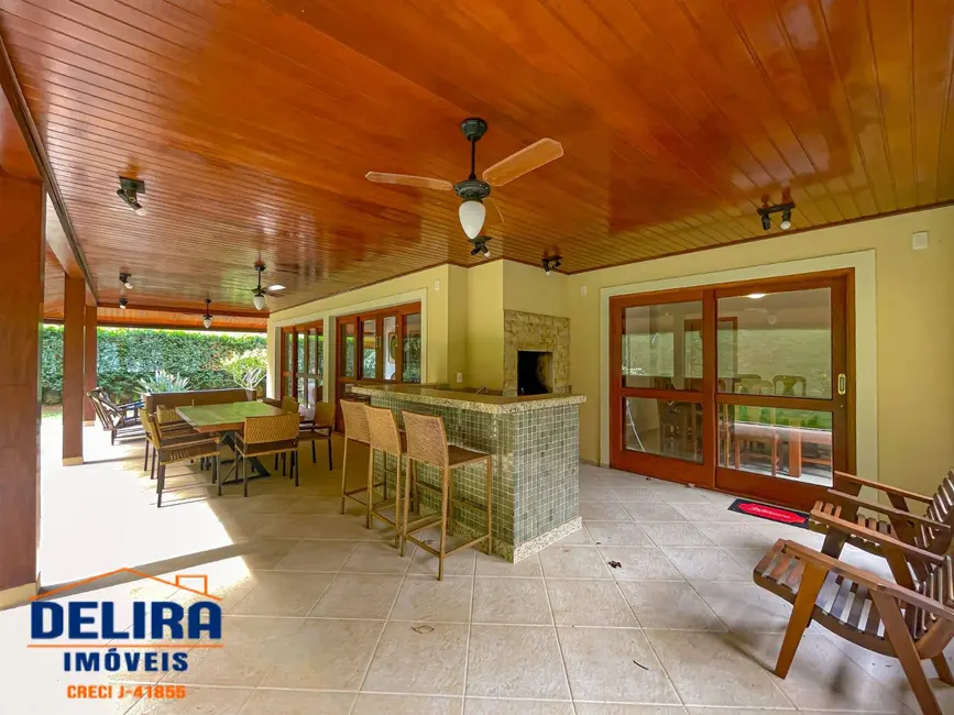 Foto 8 de Casa com 4 quartos à venda, 1200m2 em Condomínio Flamboyant-B, Atibaia - SP