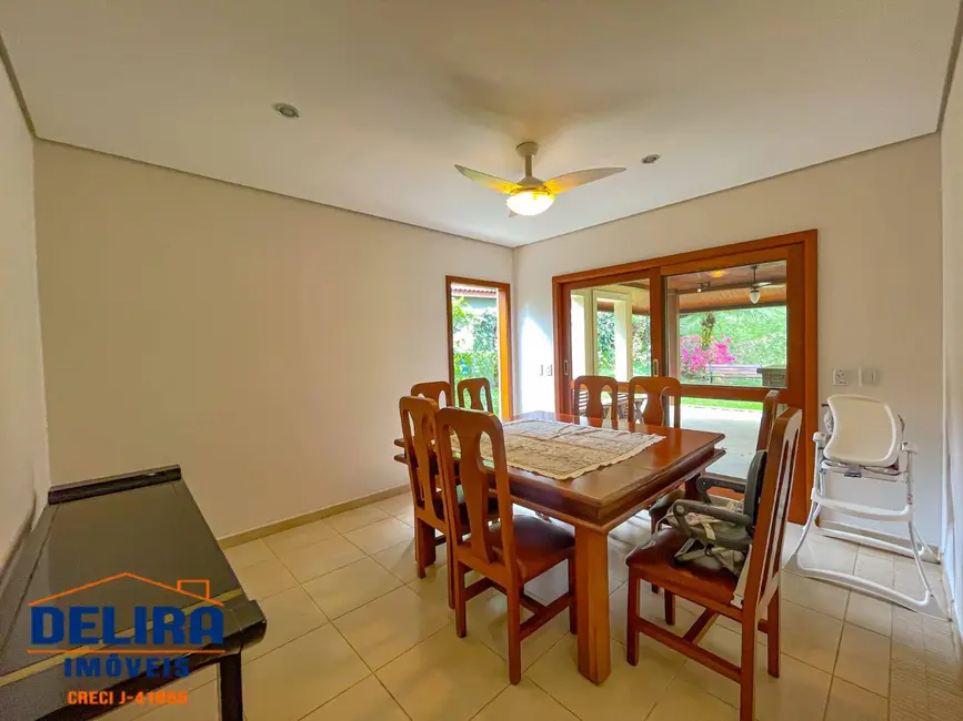 Foto 6 de Casa com 4 quartos à venda, 1200m2 em Condomínio Flamboyant-B, Atibaia - SP