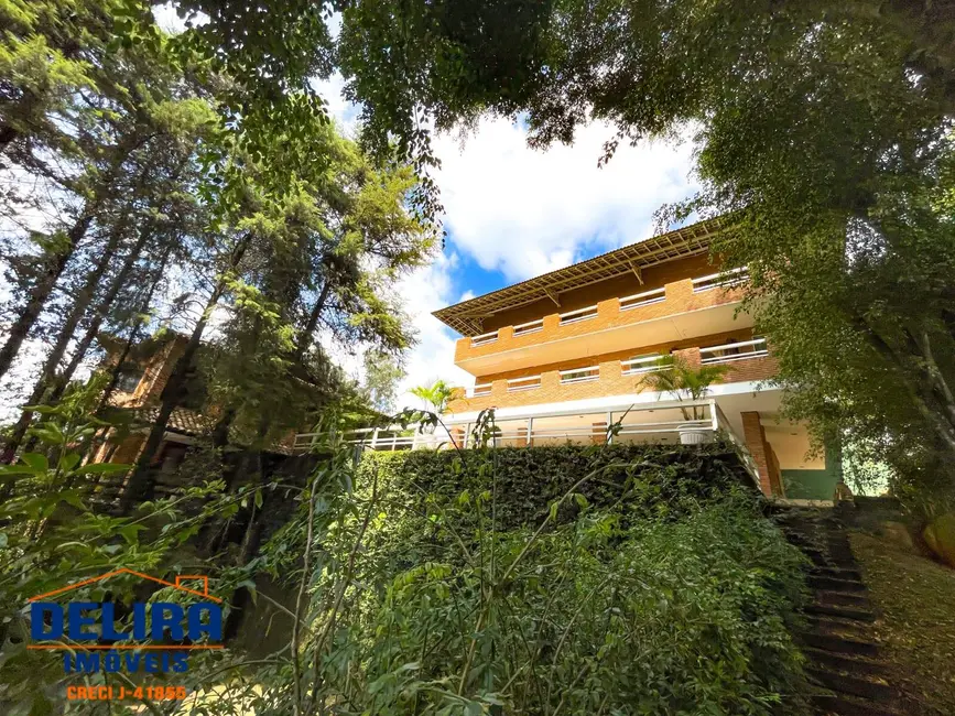 Casa com 4 quartos à venda, 1400m2 em Condomínio Flamboyant-B, Atibaia - SP - imagem 5 Foto 5 de Casa com 4 quartos à venda, 1400m2 em Condomínio Flamboyant-B, Atibaia - SP