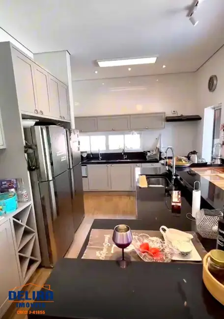 Foto 8 de Casa com 3 quartos à venda, 2000m2 em Jardim Estância Brasil, Atibaia - SP