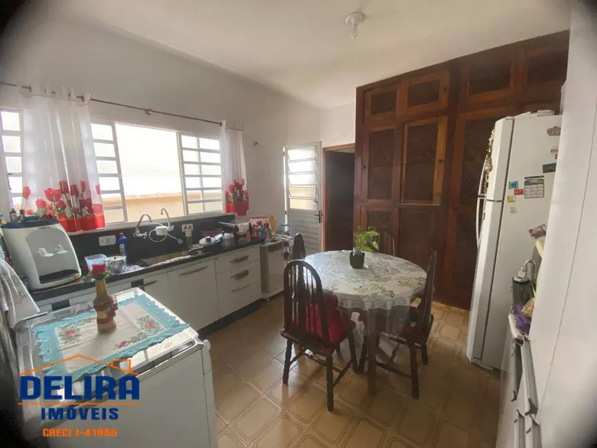 Foto 9 de Casa com 3 quartos à venda, 159m2 em Atibaia Jardim, Atibaia - SP