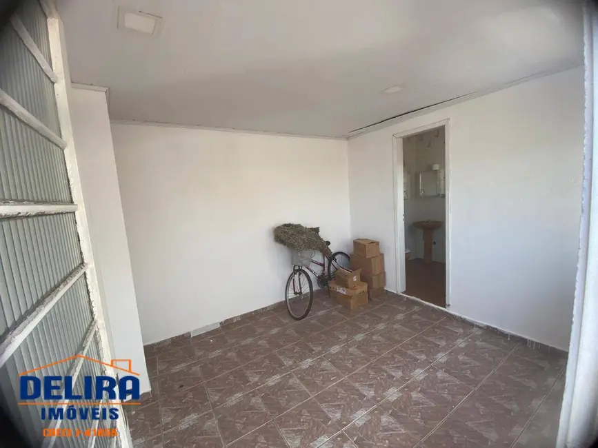 Foto 3 de Casa com 3 quartos à venda, 159m2 em Atibaia Jardim, Atibaia - SP