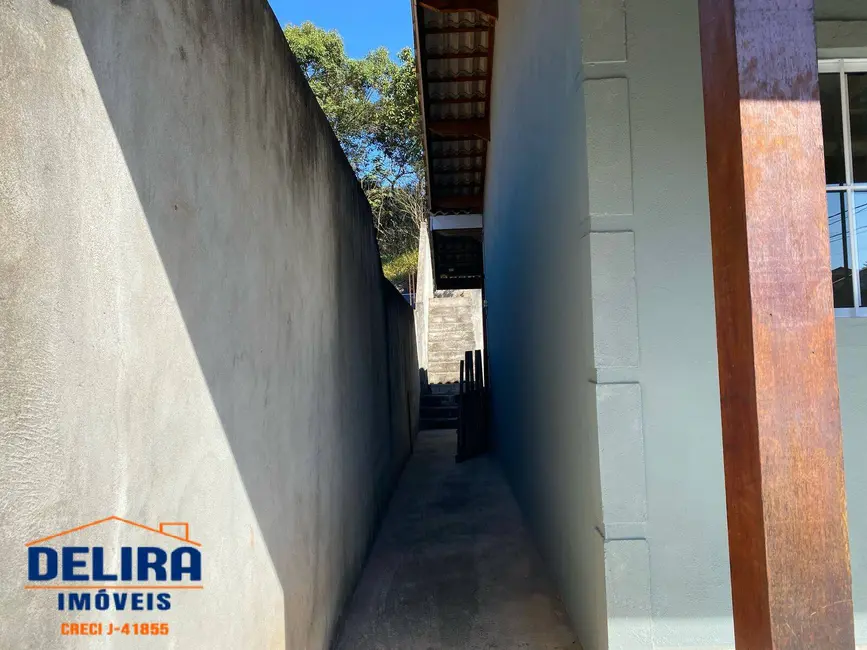 Foto 3 de Casa com 2 quartos à venda, 250m2 em Mairipora - SP