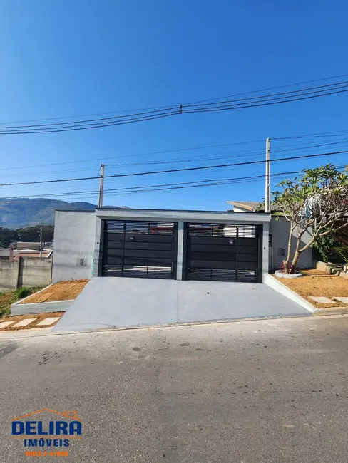 Foto 2 de Casa com 2 quartos à venda, 357m2 em Jardim Maristela, Atibaia - SP