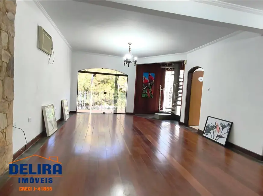 Casa com 3 quartos à venda, 250m2 em Mairipora - SP - imagem 9 Foto 9 de Casa com 3 quartos à venda, 250m2 em Mairipora - SP