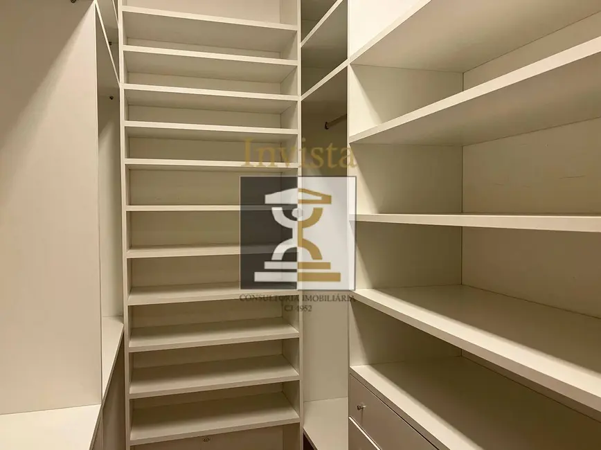 Foto 20 de Apartamento com 3 quartos para alugar, 300m2 em Copacabana, Rio De Janeiro - RJ