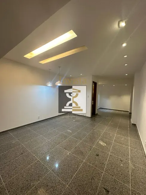 Foto 1 de Sala Comercial à venda e para alugar, 30m2 em Recreio dos Bandeirantes, Rio De Janeiro - RJ