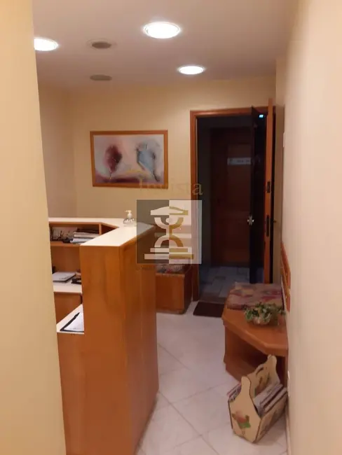 Sala Comercial à venda, 32m2 em Recreio dos Bandeirantes, Rio De Janeiro - RJ - imagem 8 Foto 8 de Sala Comercial à venda, 32m2 em Recreio dos Bandeirantes, Rio De Janeiro - RJ