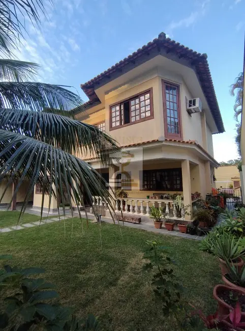 Casa com 7 quartos à venda, 600m2 em Recreio dos Bandeirantes, Rio De Janeiro - RJ - imagem 1 Foto 1 de Casa com 7 quartos à venda, 600m2 em Recreio dos Bandeirantes, Rio De Janeiro - RJ