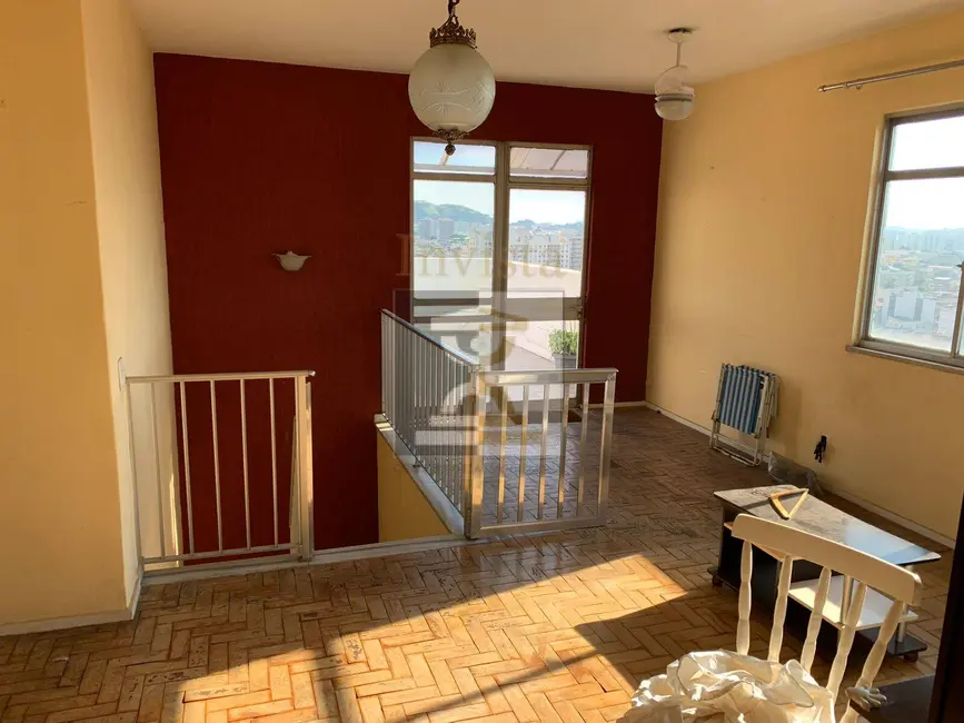 Foto 2 de Apartamento com 2 quartos para alugar, 130m2 em Penha Circular, Rio De Janeiro - RJ