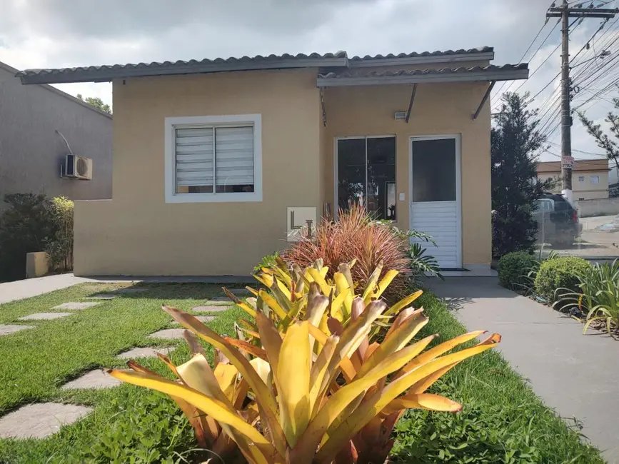 Foto 1 de Casa de Condomínio com 2 quartos à venda, 50m2 em Vila Rica, Itaborai - RJ