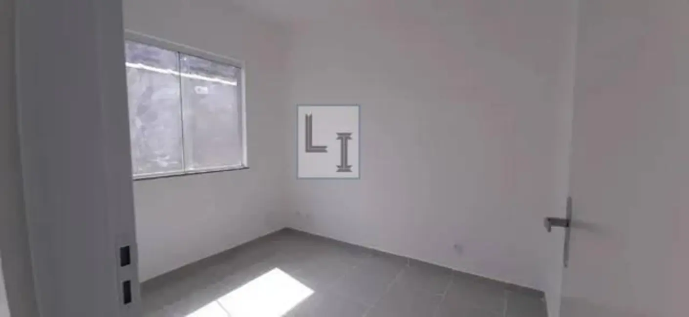 Foto 2 de Casa de Condomínio com 1 quarto à venda, 30m2 em Laranjal, Sao Goncalo - RJ