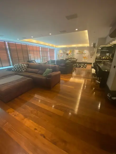 Foto 9 de Apartamento com 3 quartos à venda, 280m2 em Copacabana, Rio De Janeiro - RJ