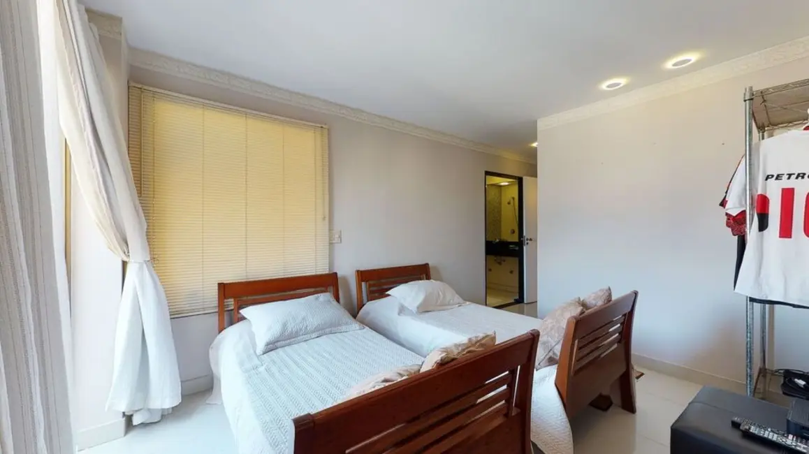 Cobertura com 5 quartos à venda, 593m2 em Barra da Tijuca, Rio De Janeiro - RJ - imagem 5 Foto 5 de Cobertura com 5 quartos à venda, 593m2 em Barra da Tijuca, Rio De Janeiro - RJ