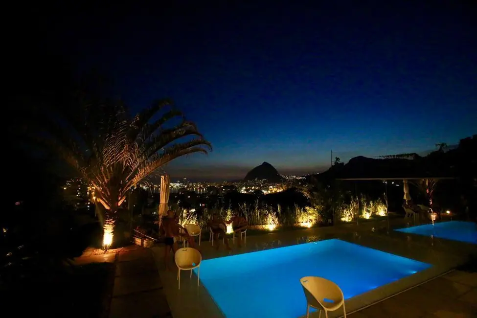 Foto 2 de Casa com 4 quartos à venda, 1300m2 em Jardim Botânico, Rio De Janeiro - RJ