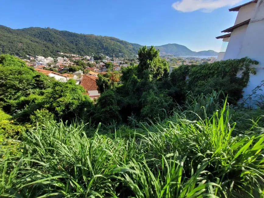 Foto 2 de Terreno / Lote à venda, 325m2 em São Francisco, Niteroi - RJ